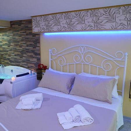 Corte Manzoni Independent Suite Catania Bagian luar foto