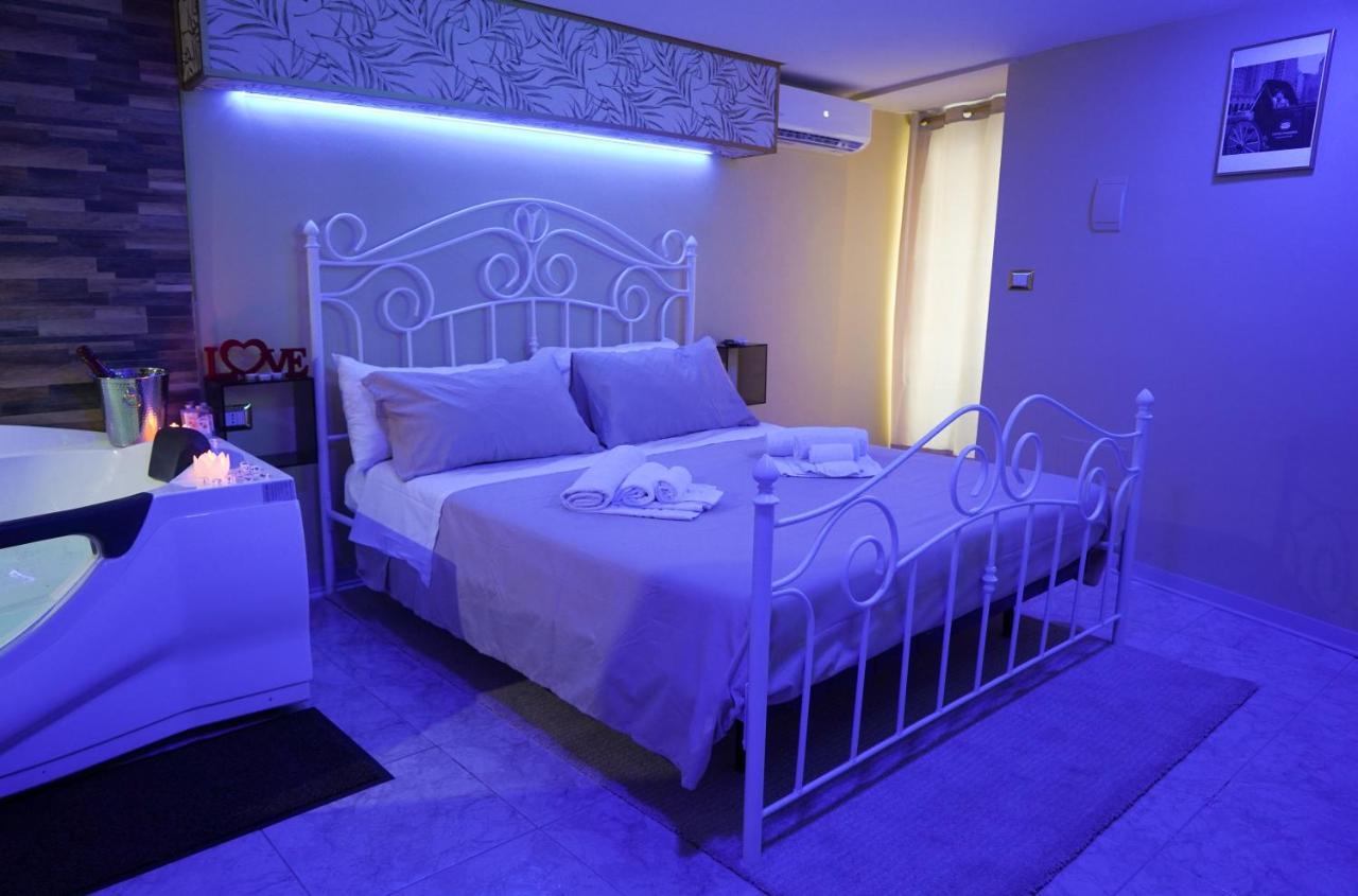 Corte Manzoni Independent Suite Catania Bagian luar foto